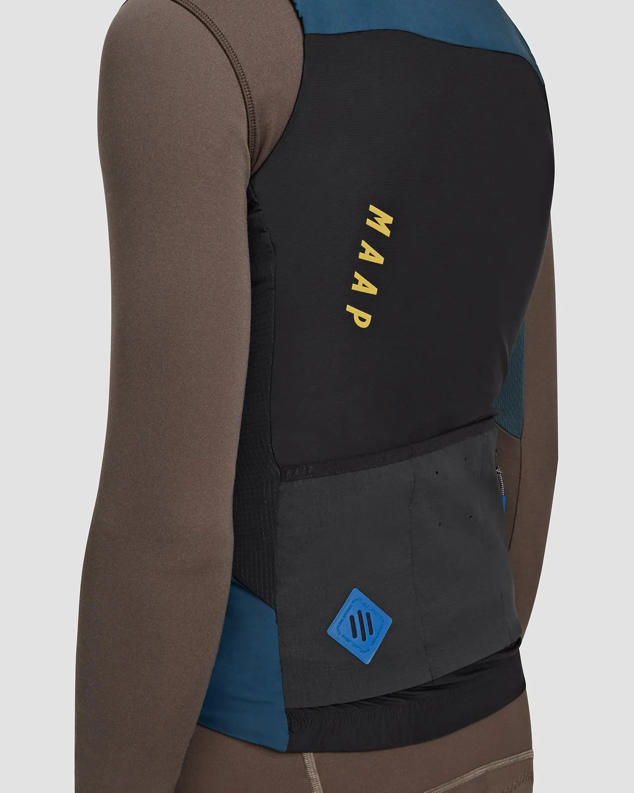 Alt_Road Thermal Vest