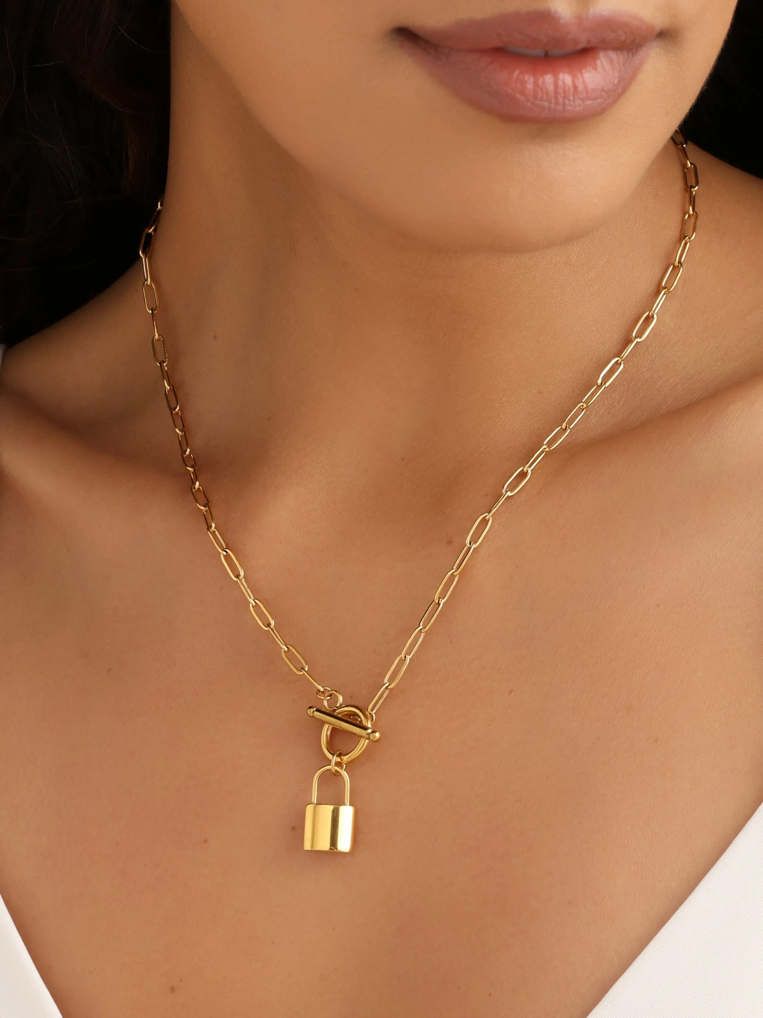 Anti-Tarnish Lock Necklace