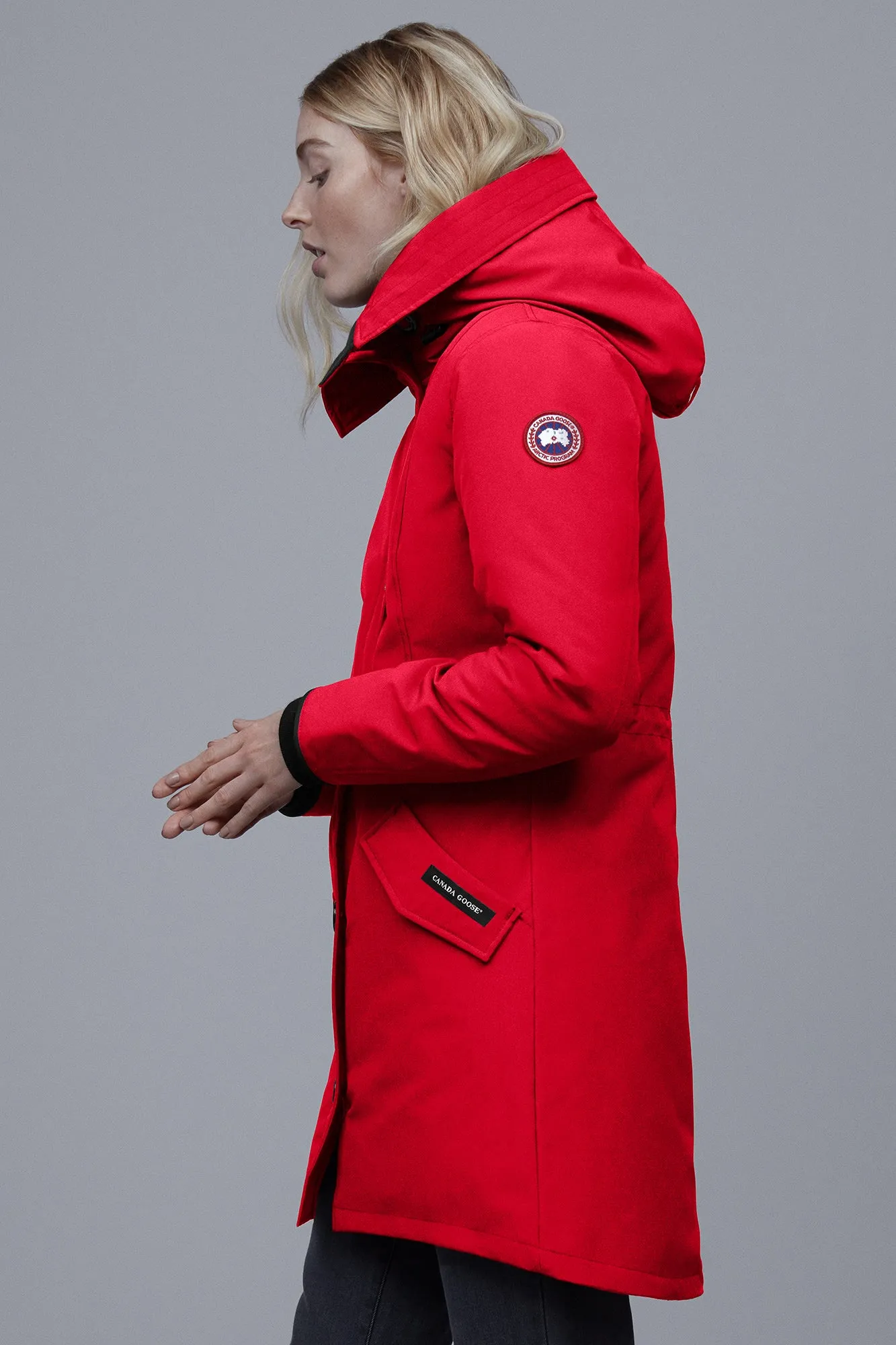 CANADA GOOSE WOMEN'S ROSSCLAIR PARKA with Fur - Red