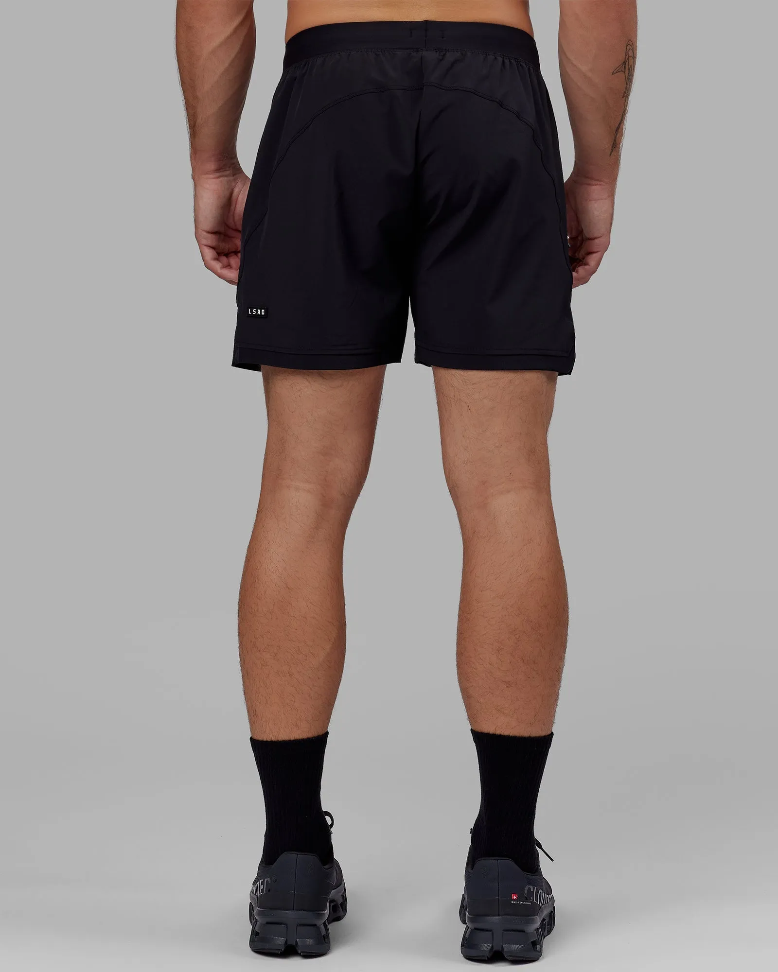 Challenger 6" Performance Shorts - Black