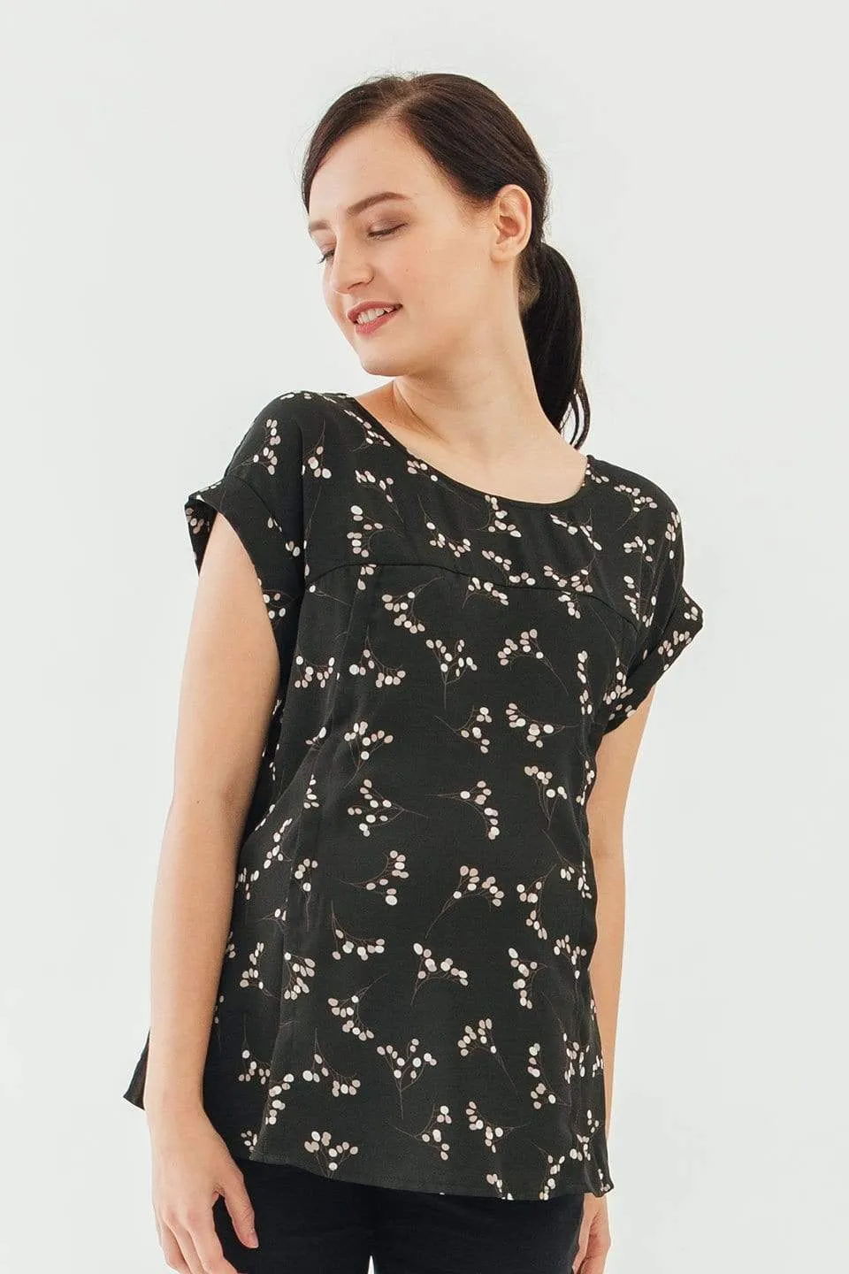 Clarisa Back Bow Black Sprigs Short Sleeve