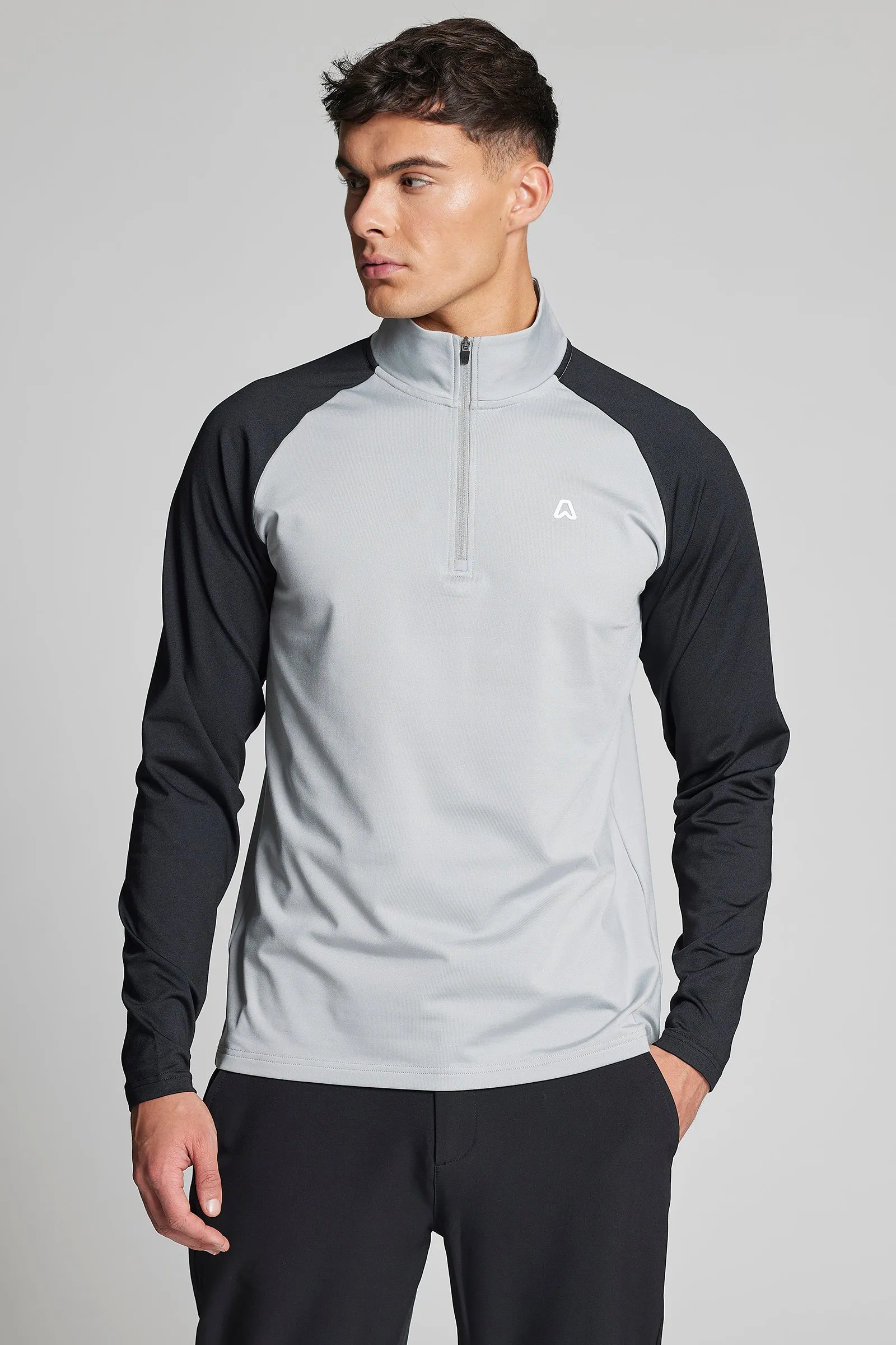 Fleece Back Slim Fit Contrast 1/4 Zip Top - Putter Black / Driver Grey