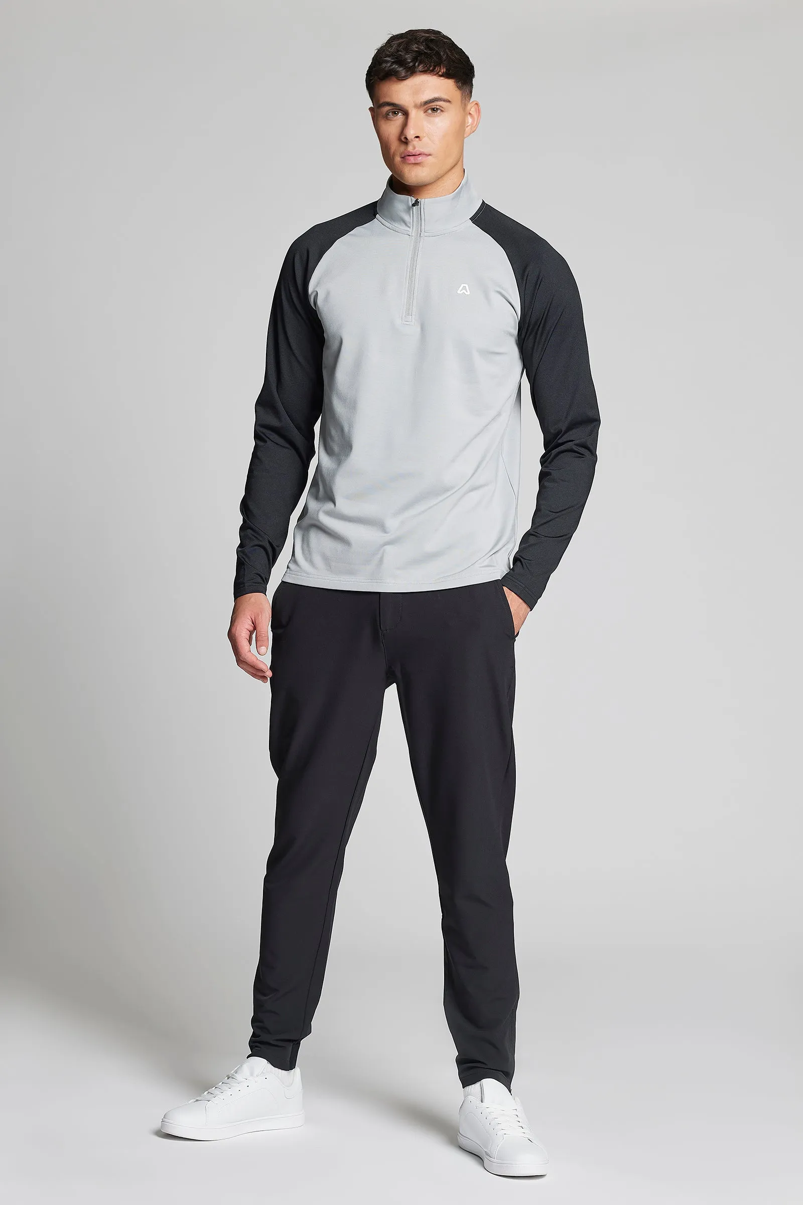 Fleece Back Slim Fit Contrast 1/4 Zip Top - Putter Black / Driver Grey