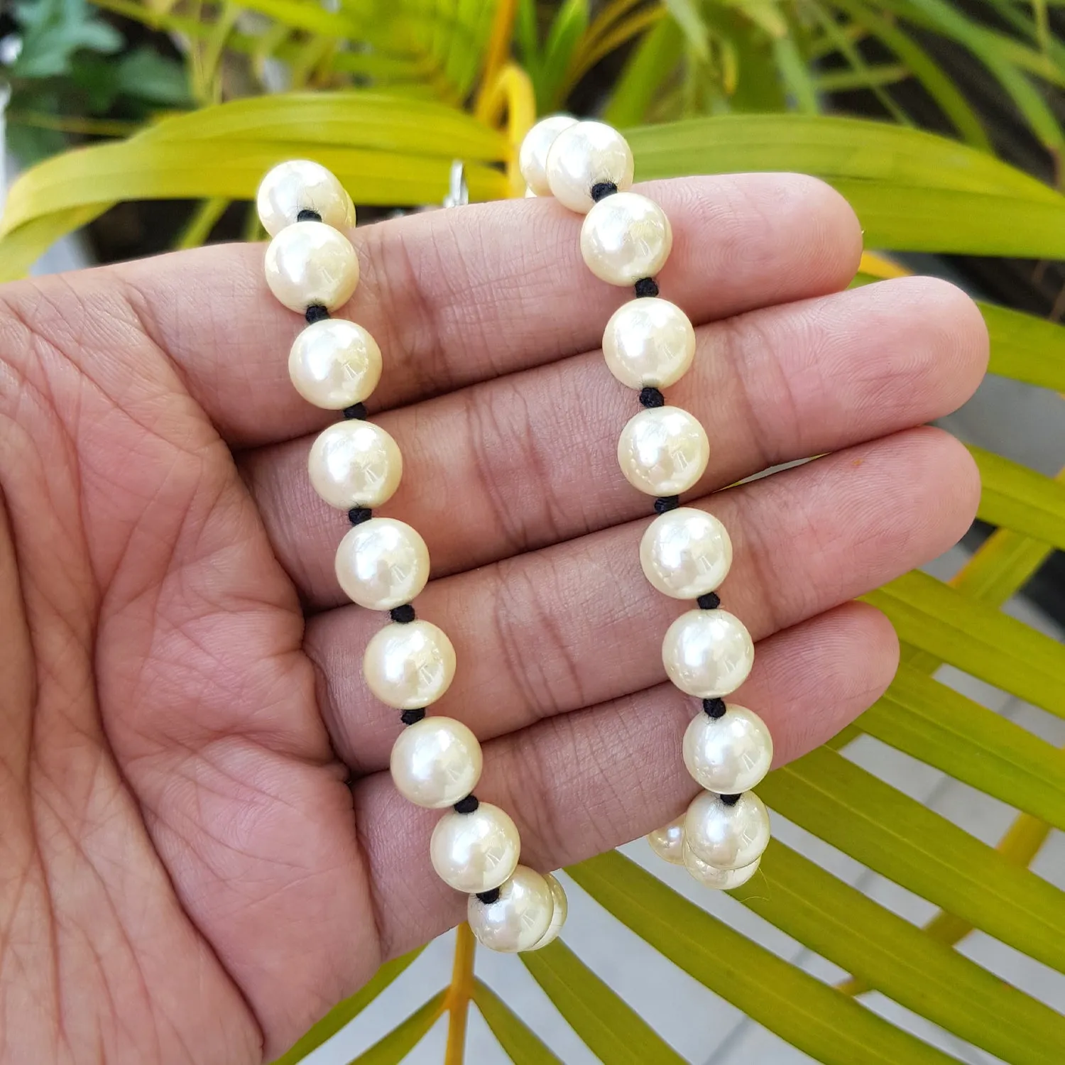 Imeora 10mm Black Knotted OffWhite Shell Pearl Necklace