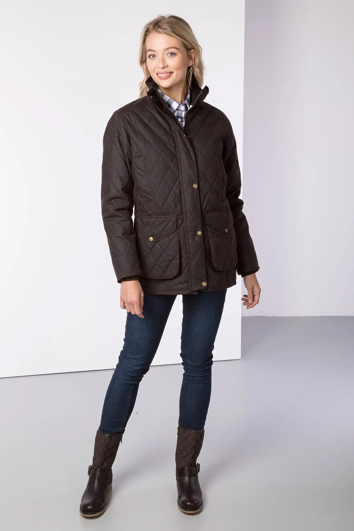 Ladies Diamond Quilted Wax Jacket - Wrelton