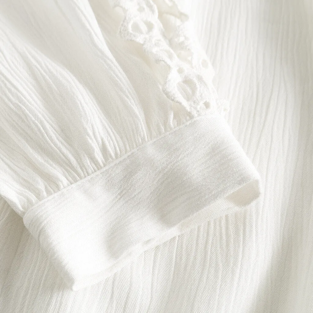 Lea blouse with feminine details / 100068 - Off White