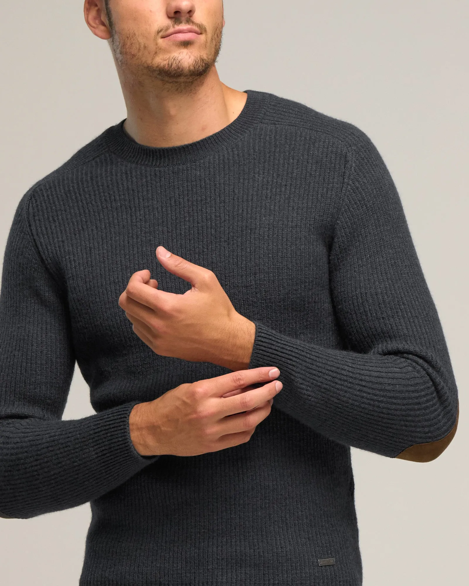 MERINO WIGRAM CREW PATCH KNIT