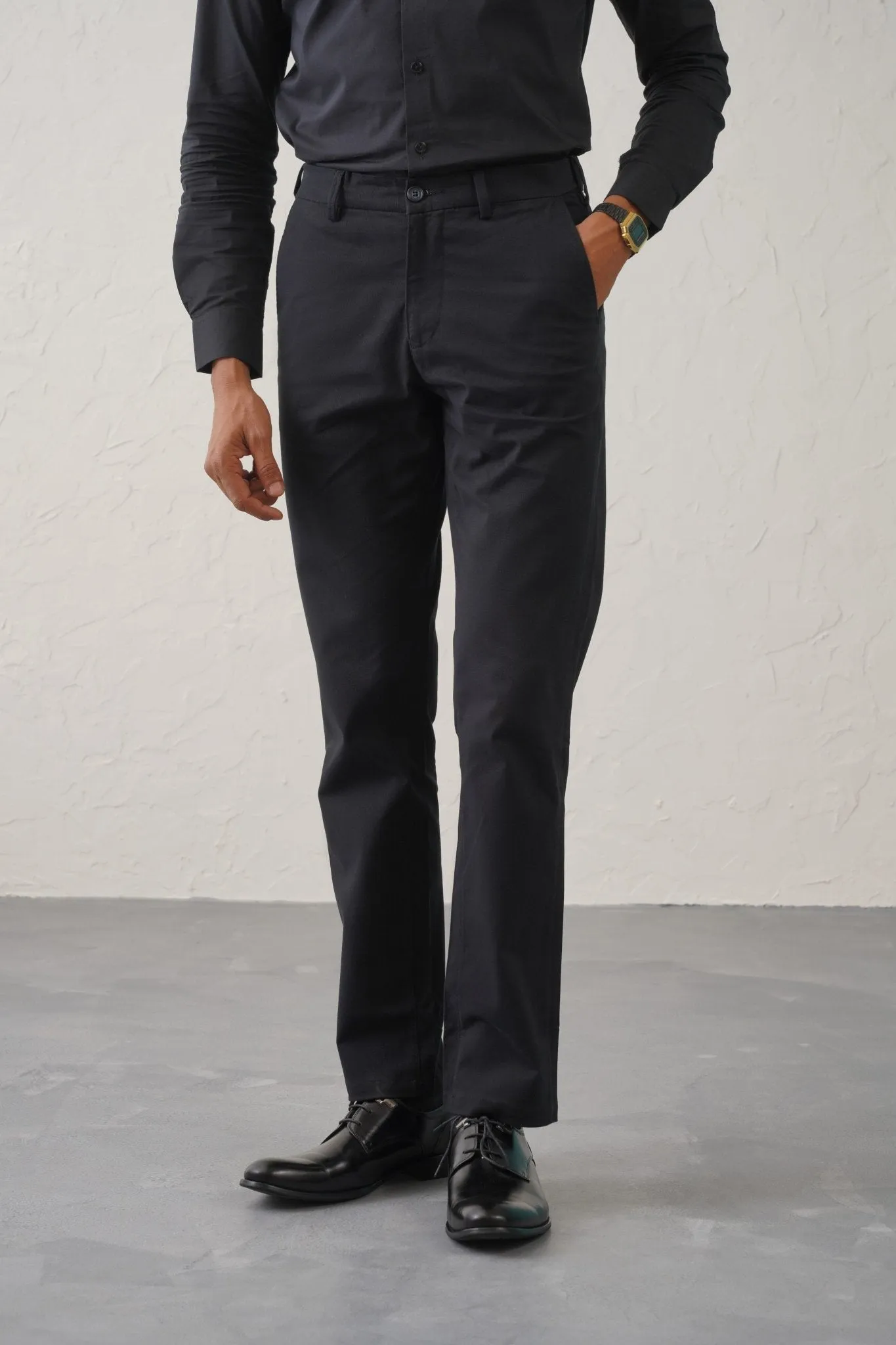 The Slim Fit Travel Chino - Black