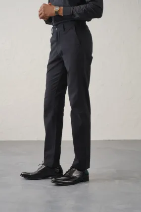 The Slim Fit Travel Chino - Black