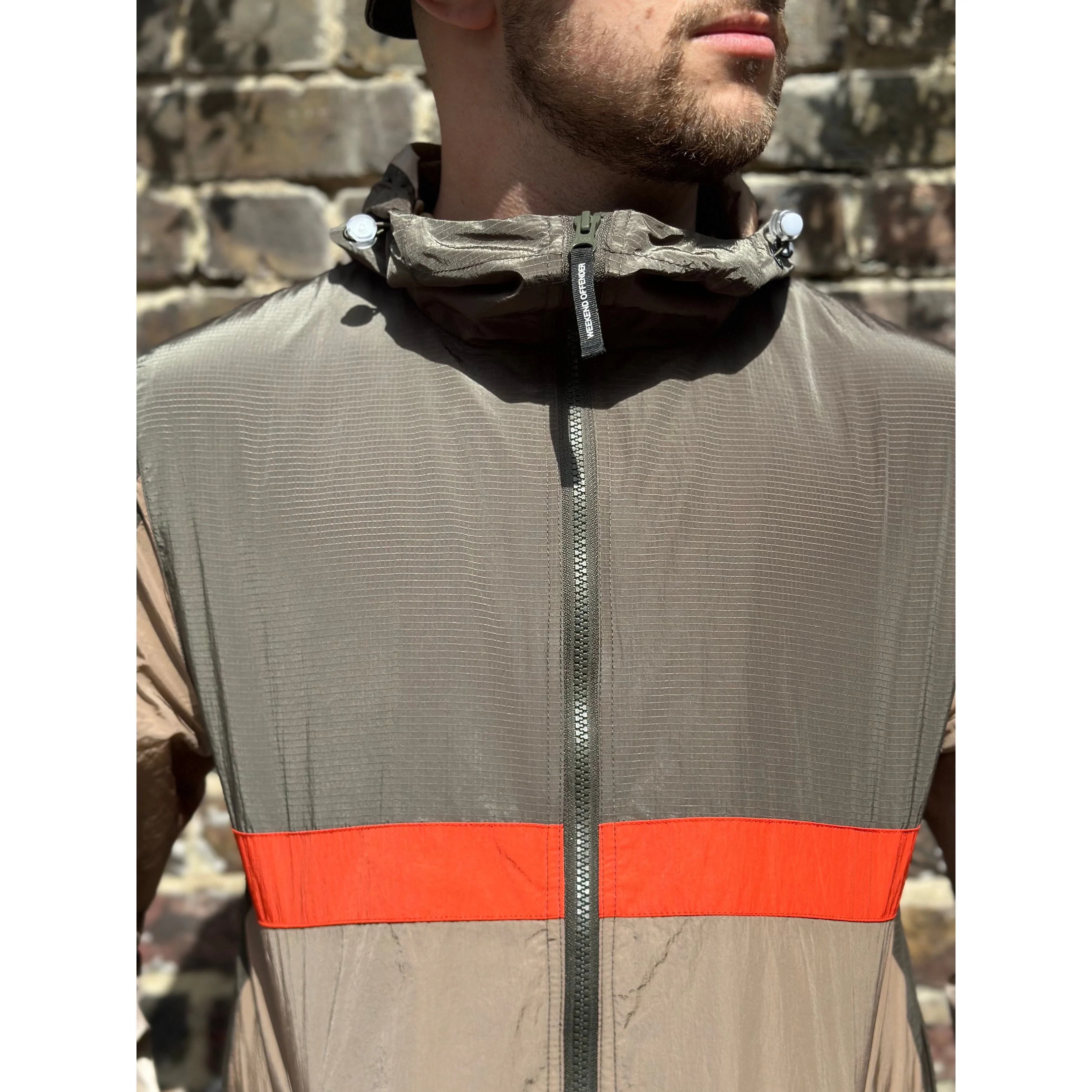 Weekend Offender - Parissa Stand Out Castle Green - Windbreaker